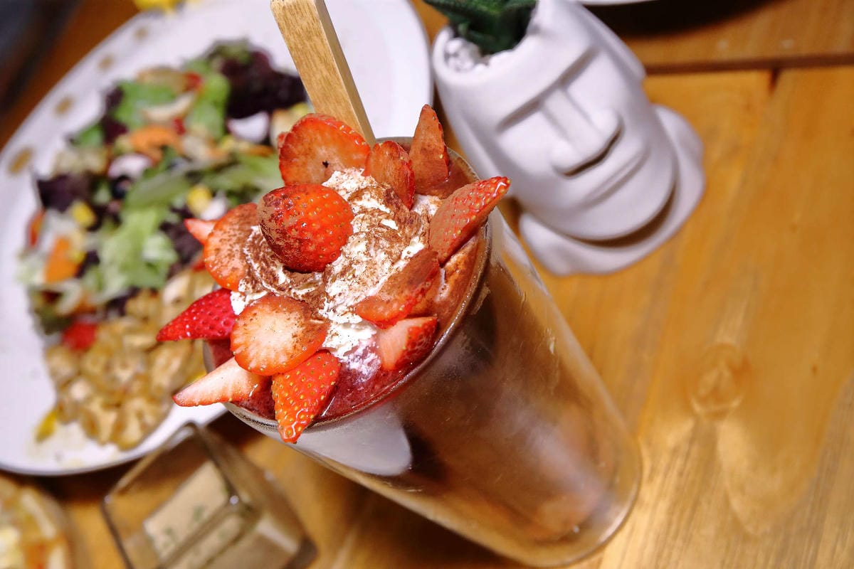 【食。台中】Gray House 灰房子〜中友百貨平價義式料理。PTT鄉民推薦的手作義大利麵店，CP值破表歡樂聚餐首選！(寵物友善)