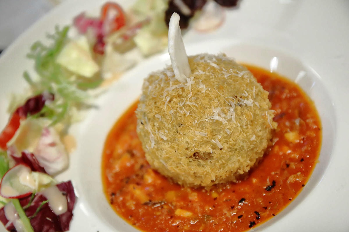 【食。台北】Gattino〜國父紀念館義式餐廳早午餐。創意義式料理挑逗味蕾,燉飯變成球,可可麵苦甜滋味