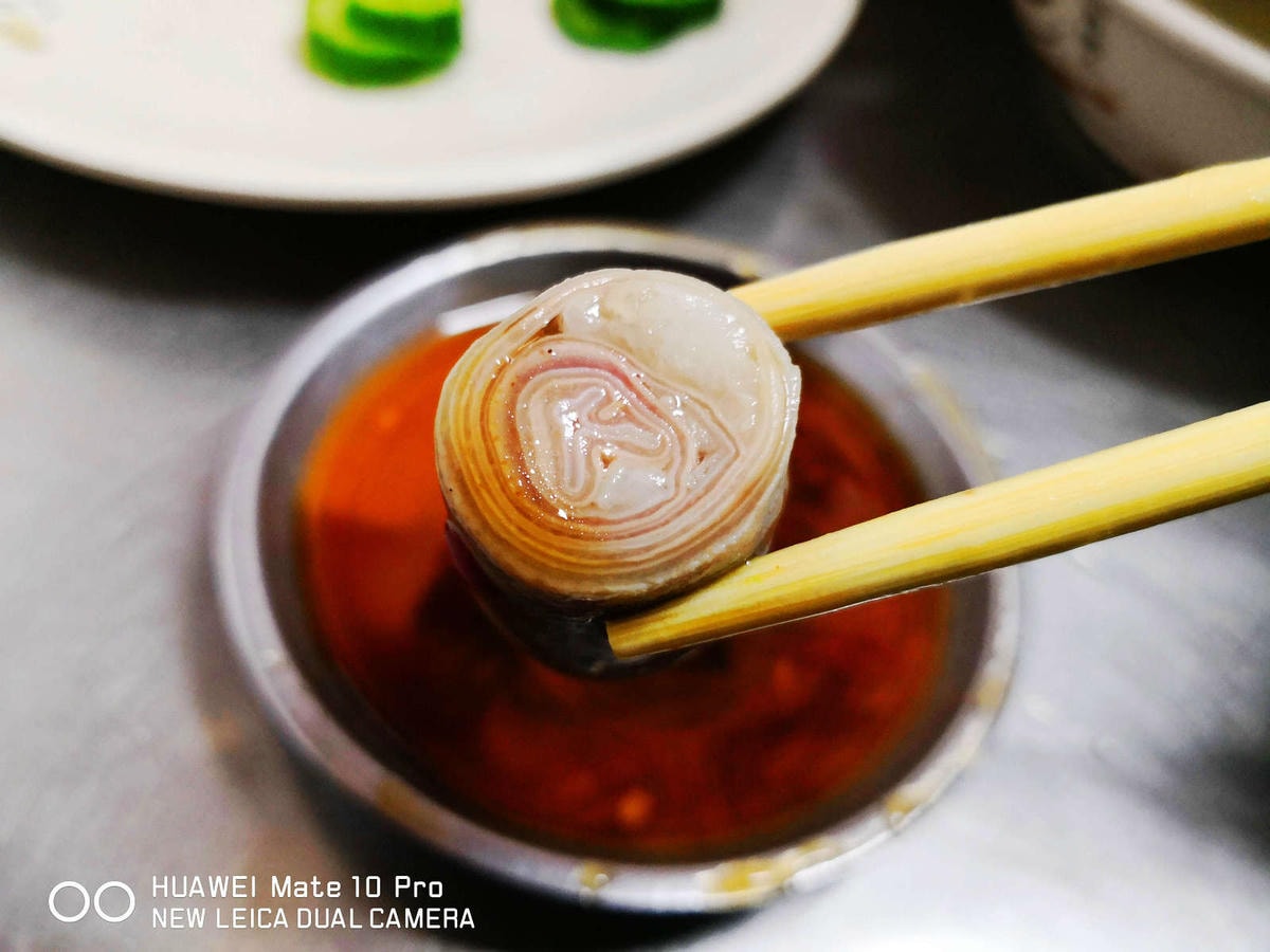 【食。基隆】西六號碼頭麵店〜五層豬腸只有基隆港吃得到!基隆人才知道的早餐,超佛心銅板平價古早味,美味破表!