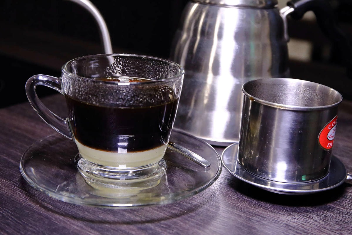 【食。板橋】粉享喫鍋〜火鍋新選擇!全台首創乾式熟成牛肉越式火鍋!特戰鐵帽鍋,新奇的火鍋吃法又不傷荷包!