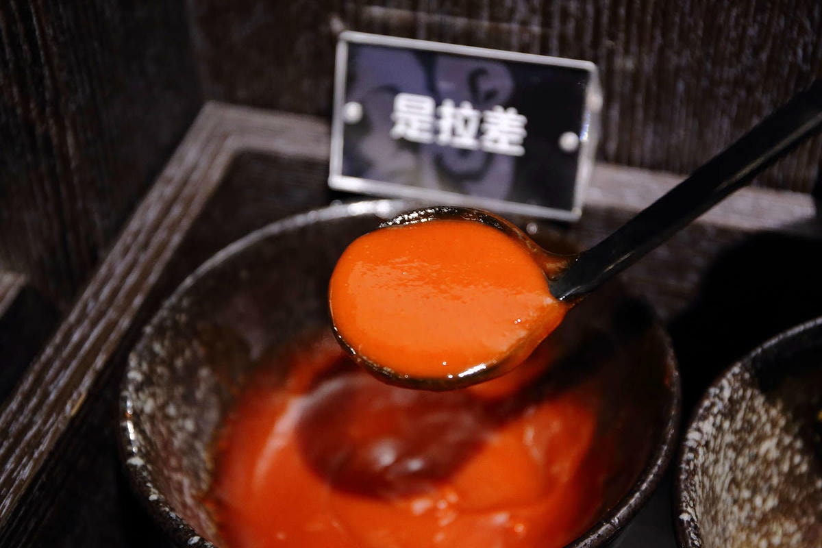 【食。板橋】粉享喫鍋〜火鍋新選擇!全台首創乾式熟成牛肉越式火鍋!特戰鐵帽鍋,新奇的火鍋吃法又不傷荷包!