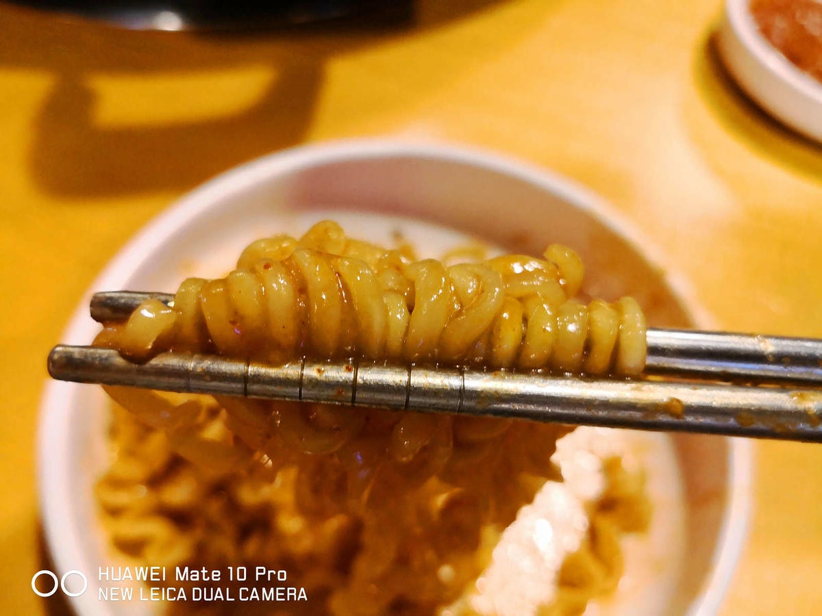 【釜山西面美食】生牛肉製造所생고기제작소〜燒烤吃到飽!烤肉任你吃,大醬湯也是吃到飽的喔,CP值超高,這家很可以