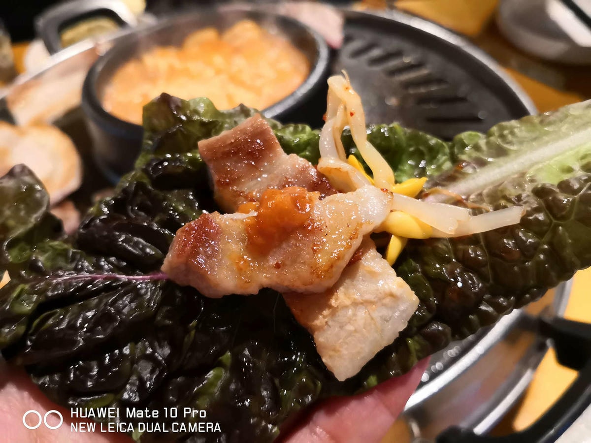 【釜山西面美食】生牛肉製造所생고기제작소〜燒烤吃到飽!烤肉任你吃,大醬湯也是吃到飽的喔,CP值超高,這家很可以