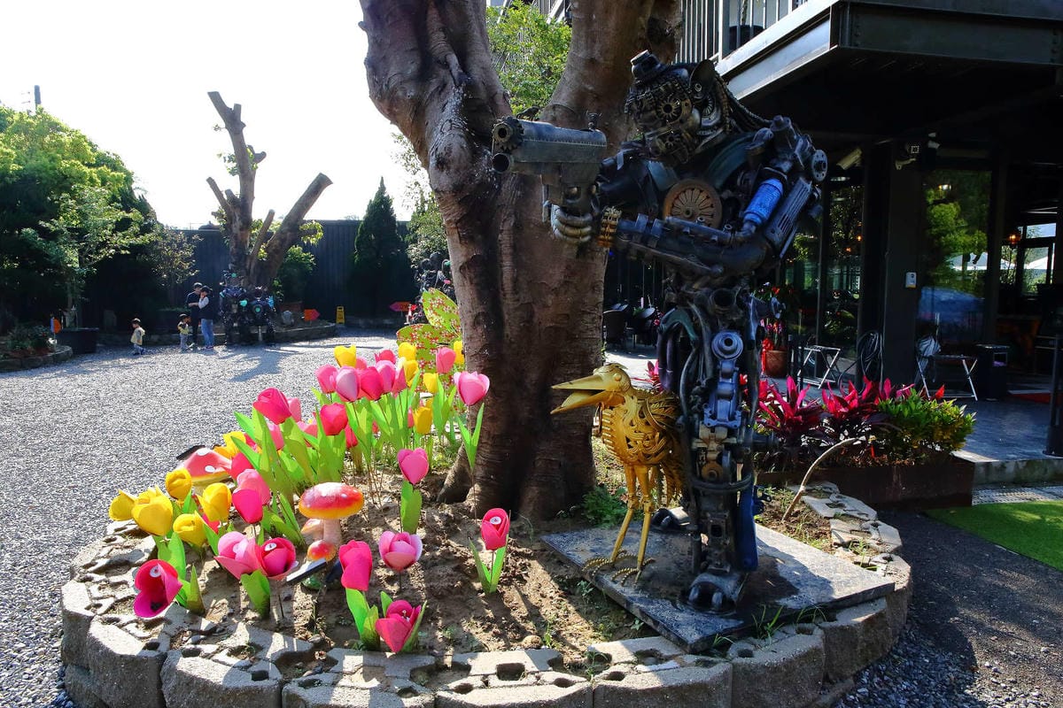 【遊。新竹】SRC北埔印象咖啡民宿〜新竹北埔特色餐廳。超狂！鋼鐵暴龍、重機、古董車大陣容現身，重機迷一定不能錯過的呀！