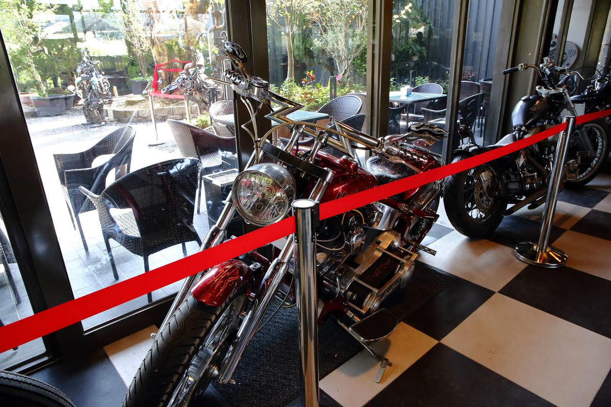 【遊。新竹】SRC北埔印象咖啡民宿〜新竹北埔特色餐廳。超狂！鋼鐵暴龍、重機、古董車大陣容現身，重機迷一定不能錯過的呀！