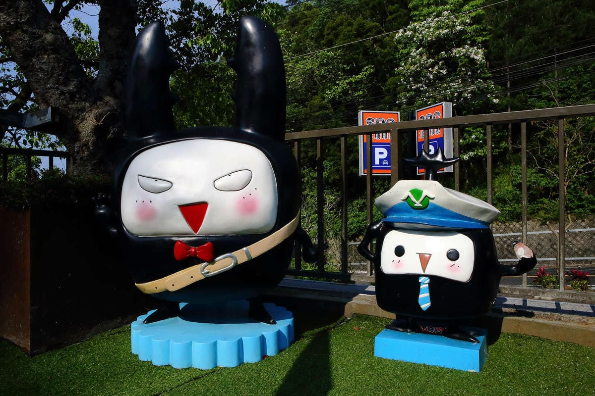 【遊。新竹】SRC北埔印象咖啡民宿〜新竹北埔特色餐廳。超狂！鋼鐵暴龍、重機、古董車大陣容現身，重機迷一定不能錯過的呀！