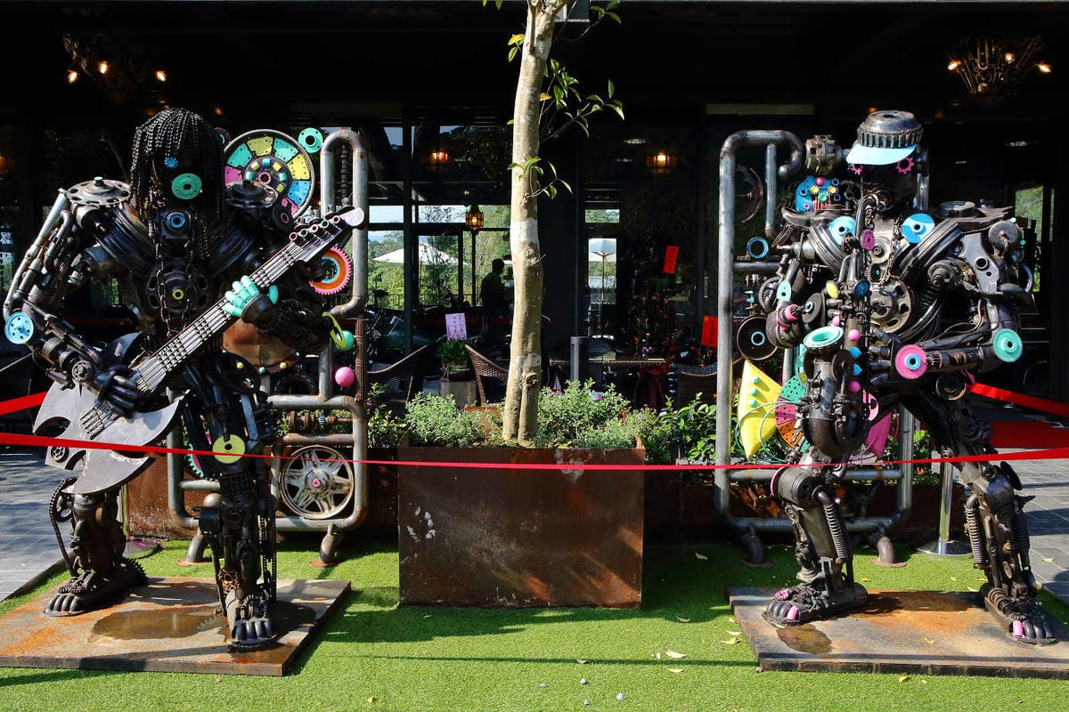 【遊。新竹】SRC北埔印象咖啡民宿〜新竹北埔特色餐廳。超狂！鋼鐵暴龍、重機、古董車大陣容現身，重機迷一定不能錯過的呀！