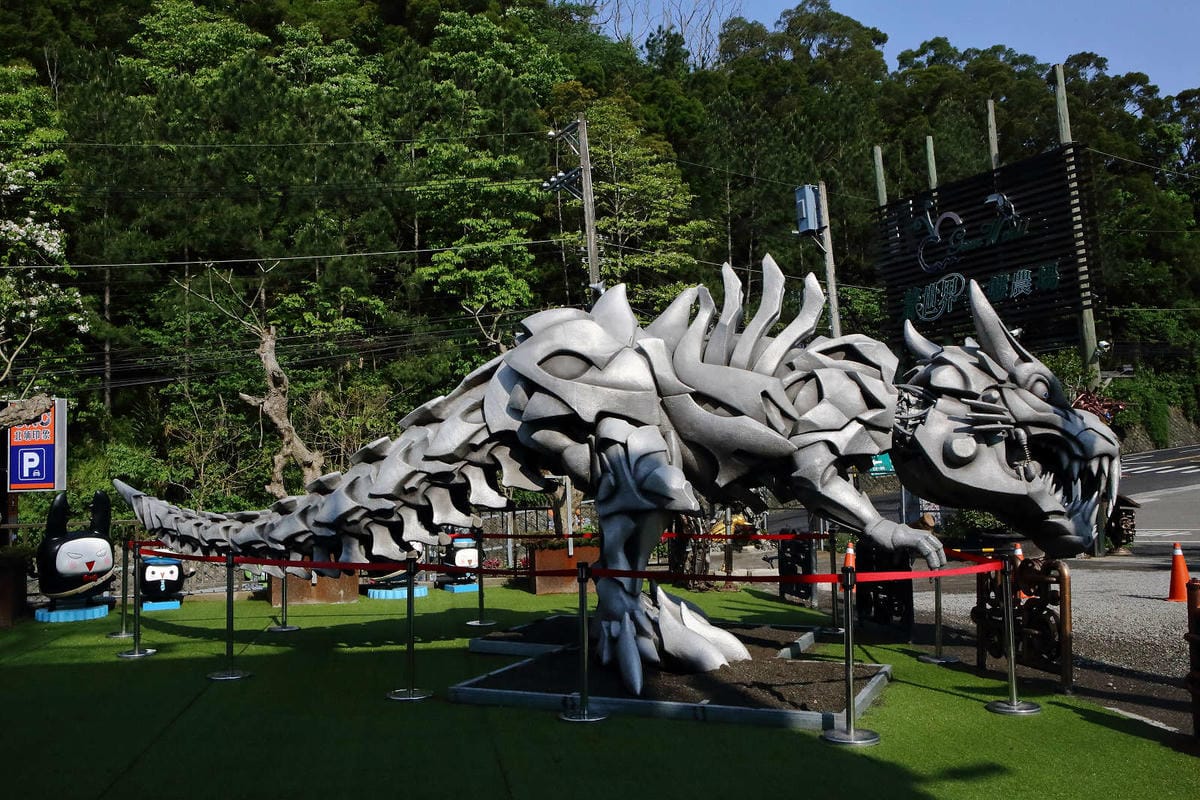 【遊。新竹】SRC北埔印象咖啡民宿〜新竹北埔特色餐廳。超狂！鋼鐵暴龍、重機、古董車大陣容現身，重機迷一定不能錯過的呀！