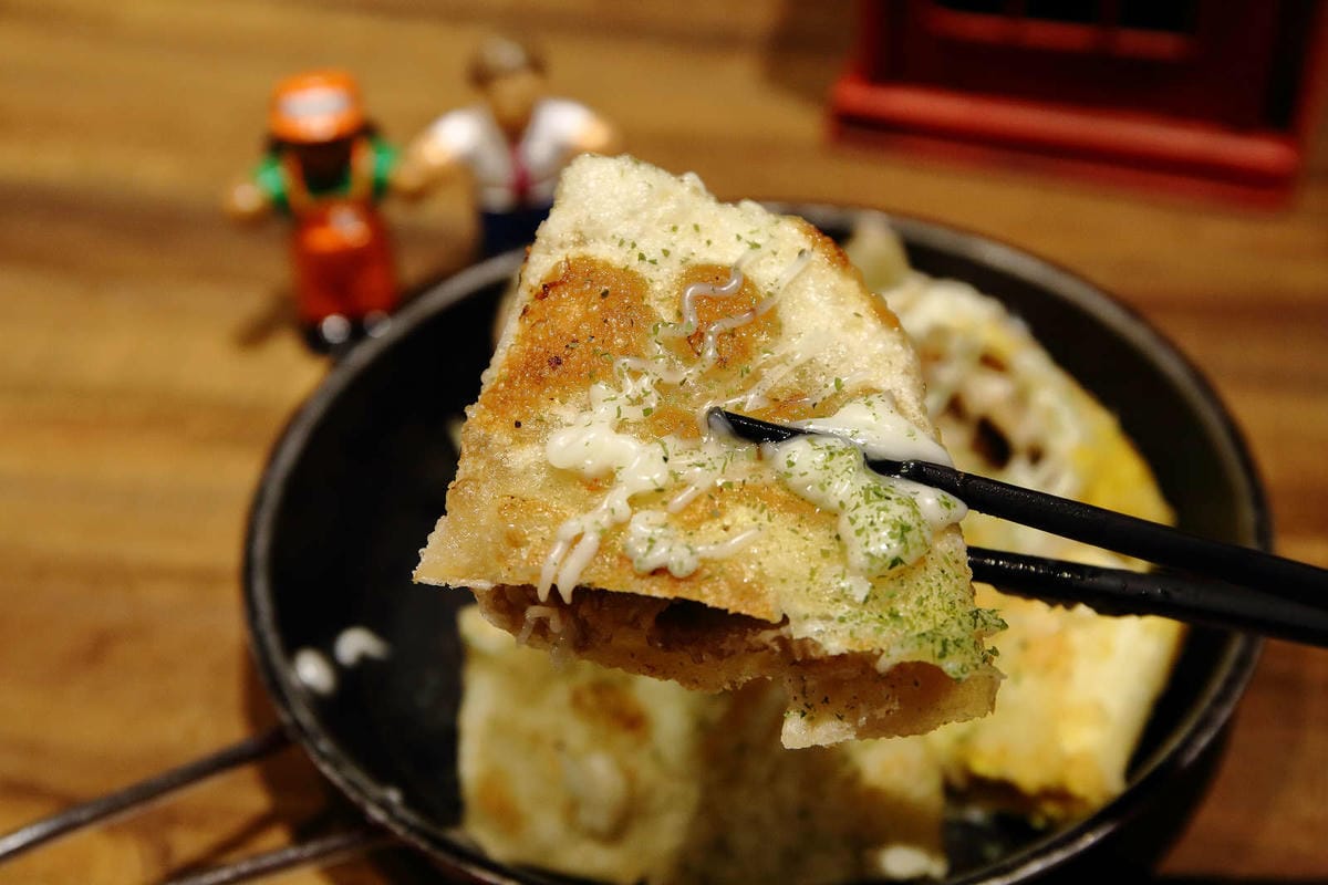 【食。蘆洲】光頭早午餐屋〜隱藏巷弄的小確幸早午餐。超大份量炒麵，不怕你吃，就怕你沒吃飽！