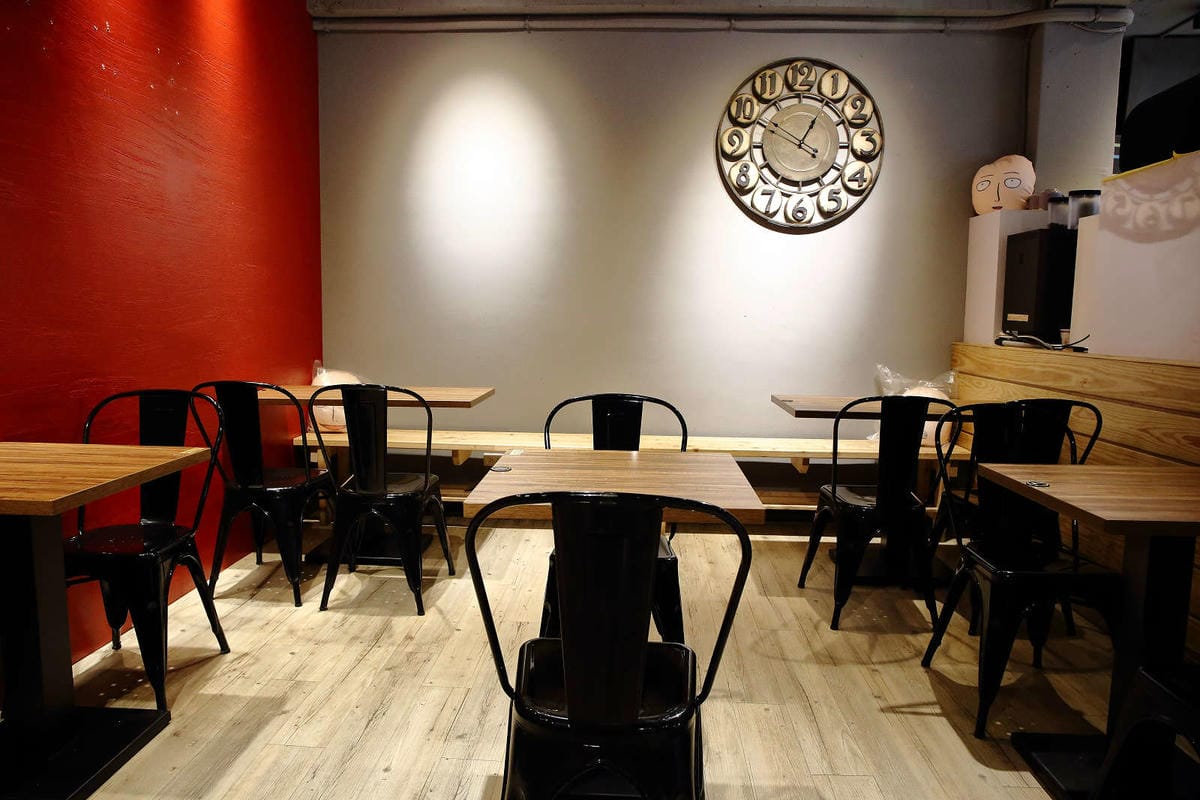 【食。蘆洲】光頭早午餐屋〜隱藏巷弄的小確幸早午餐。超大份量炒麵，不怕你吃，就怕你沒吃飽！