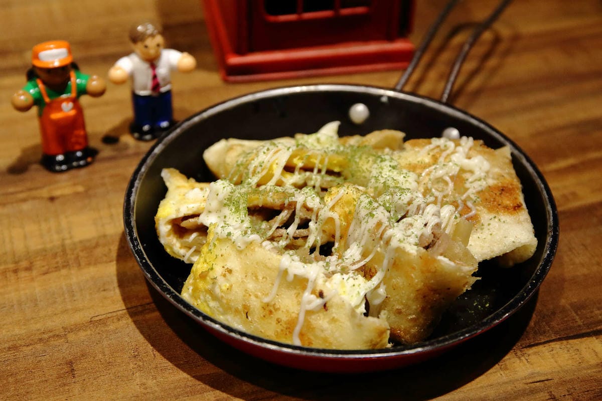 【食。蘆洲】光頭早午餐屋〜隱藏巷弄的小確幸早午餐。超大份量炒麵，不怕你吃，就怕你沒吃飽！