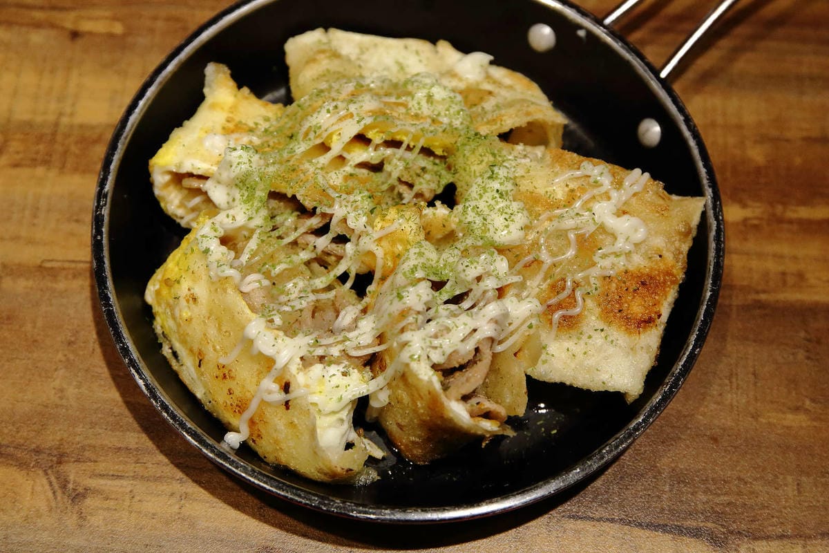 【食。蘆洲】光頭早午餐屋〜隱藏巷弄的小確幸早午餐。超大份量炒麵，不怕你吃，就怕你沒吃飽！