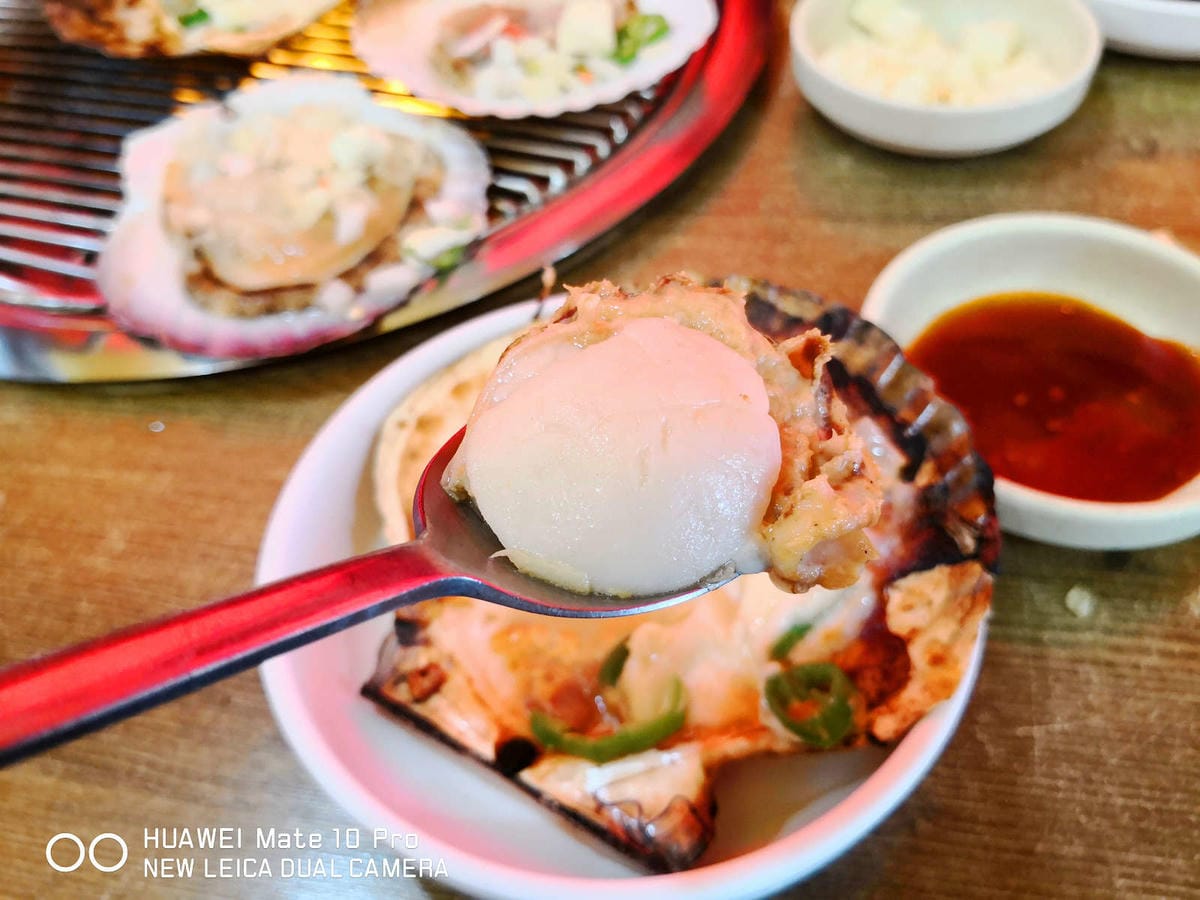 【釜山松島美食】개미집什錦烤貝大餐〜巨無霸香噴誘人烤扇貝，海鮮吃貨，錯過100%會後悔！