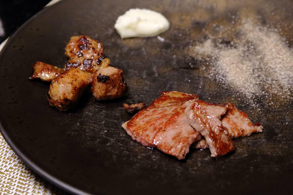 【食。台北】山茶花鐵板燒〜法國玫瑰龍蝦當附餐活跳跳搬上鐵板燒？！頂級味蕾饗宴，等你來品嘗‎