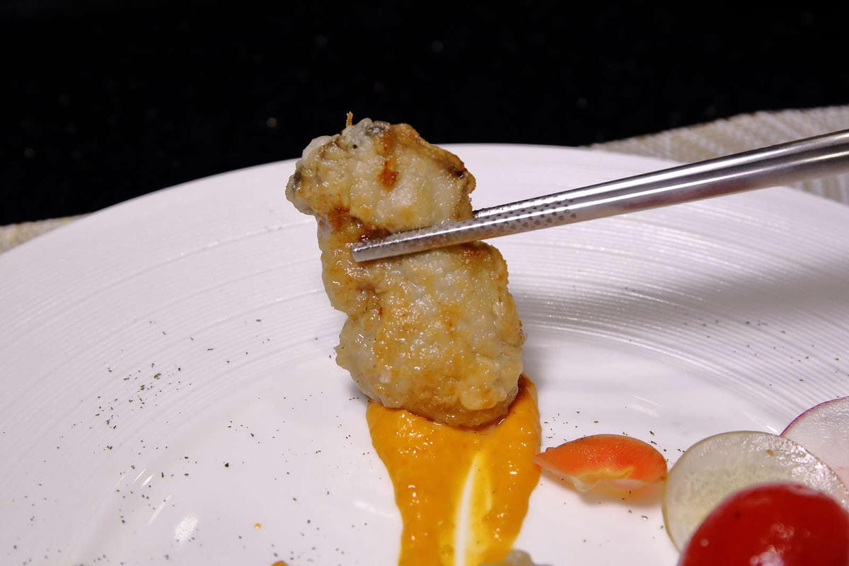 【食。台北】山茶花鐵板燒〜法國玫瑰龍蝦當附餐活跳跳搬上鐵板燒？！頂級味蕾饗宴，等你來品嘗‎