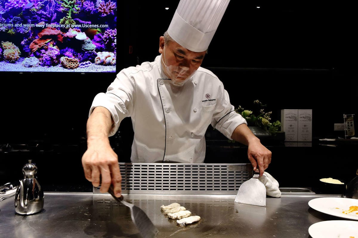 【食。台北】山茶花鐵板燒〜法國玫瑰龍蝦當附餐活跳跳搬上鐵板燒？！頂級味蕾饗宴，等你來品嘗‎