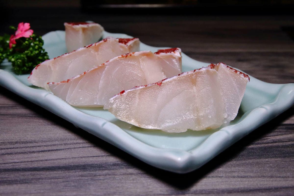 【食。新店】青花驕麻辣鍋-新店民權店〜王品集團人氣麻辣鍋New Open！獨家青花椒麻而不辣，不敢吃辣也會愛上，吃鍋新選擇！