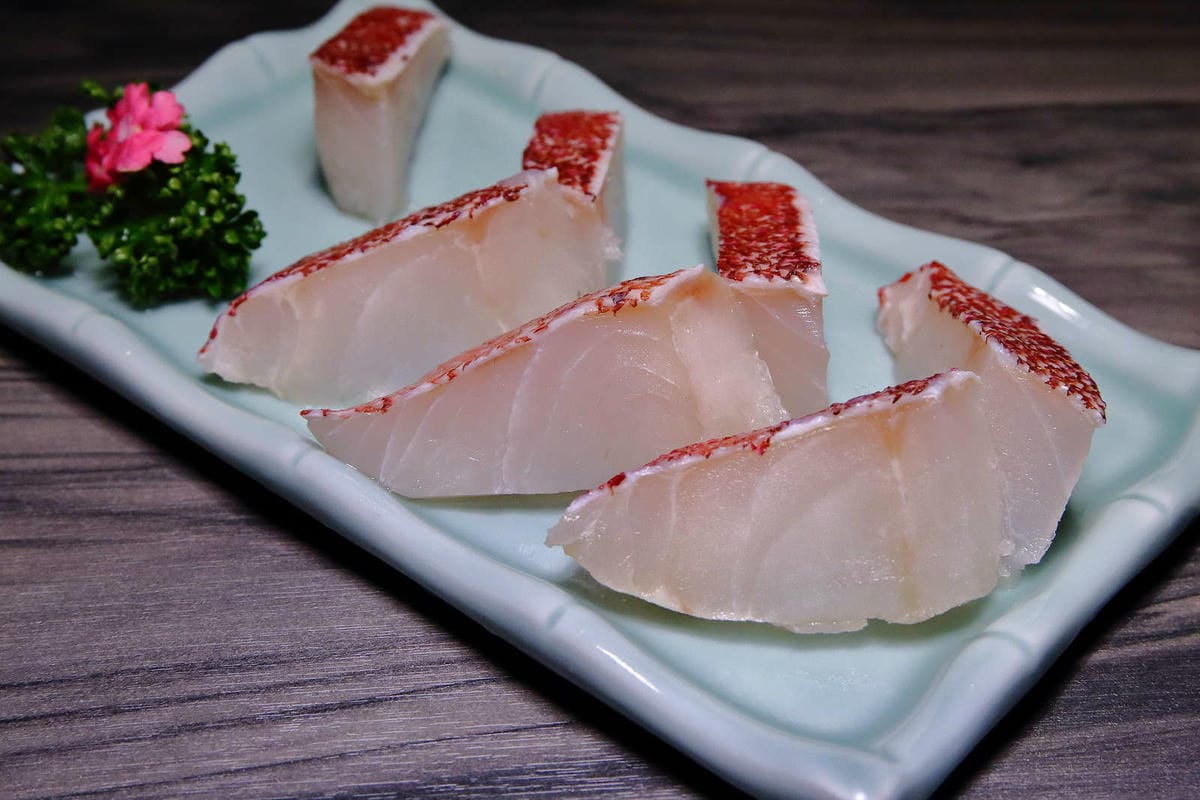 【食。新店】青花驕麻辣鍋-新店民權店〜王品集團人氣麻辣鍋New Open！獨家青花椒麻而不辣，不敢吃辣也會愛上，吃鍋新選擇！