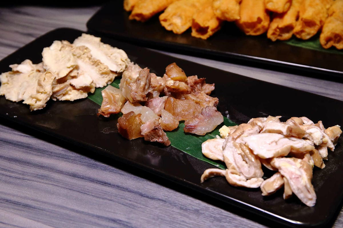 【食。新店】青花驕麻辣鍋-新店民權店〜王品集團人氣麻辣鍋New Open！獨家青花椒麻而不辣，不敢吃辣也會愛上，吃鍋新選擇！