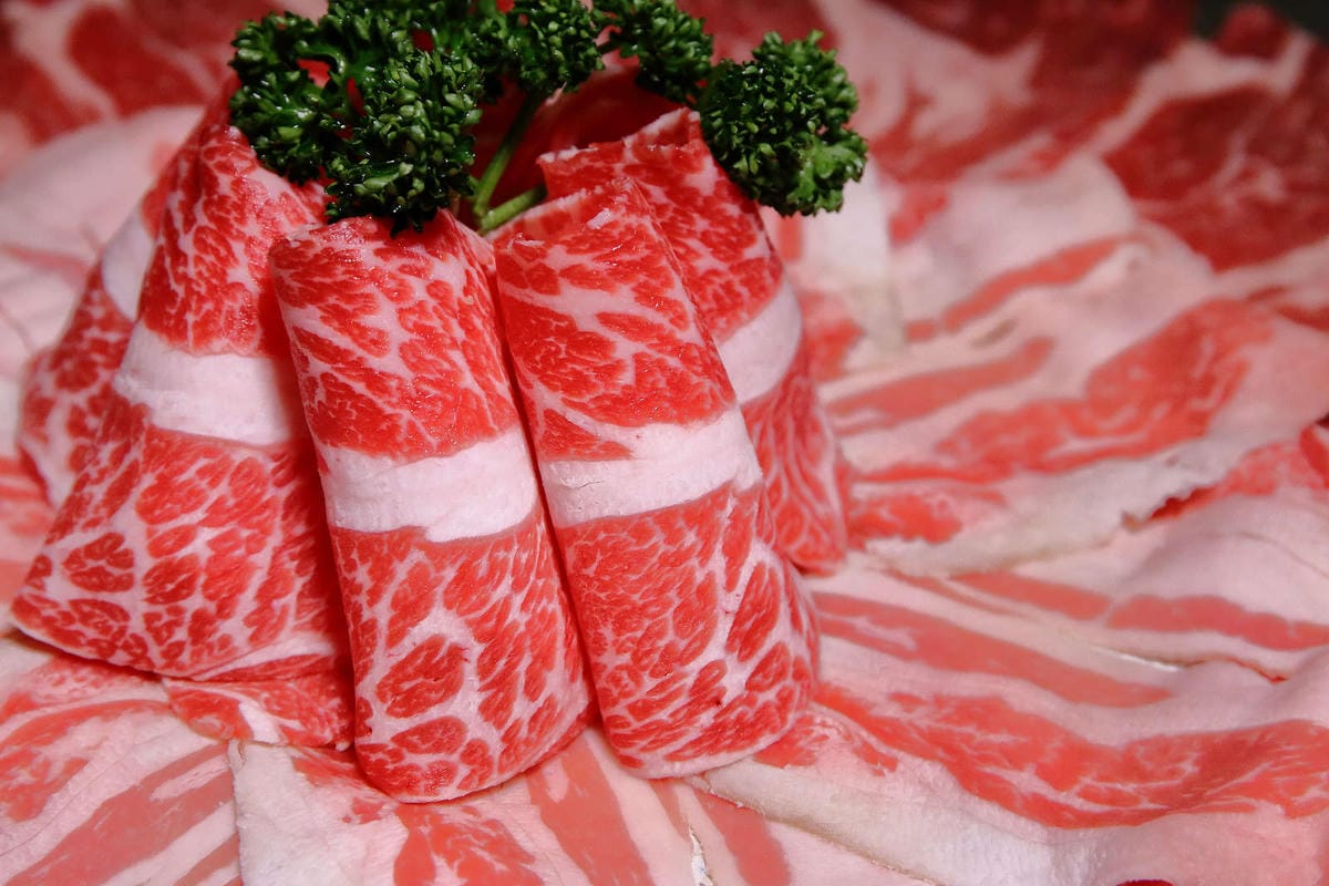 【食。新店】青花驕麻辣鍋-新店民權店〜王品集團人氣麻辣鍋New Open！獨家青花椒麻而不辣，不敢吃辣也會愛上，吃鍋新選擇！