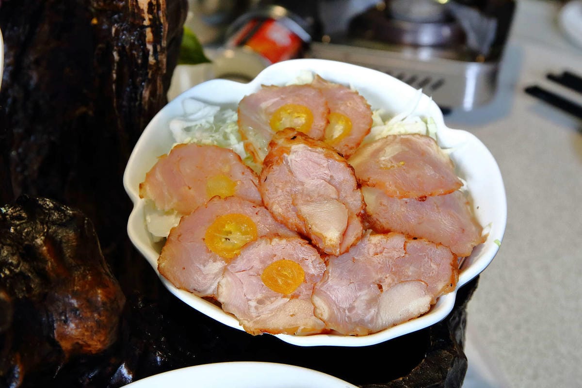 【食。宜蘭】宜蘭米樂餐廳〜宜蘭無菜單料理。超誇張無菜單料理，巨無霸新鮮海味，只要$500讓你吃到不要不要的！！(寵物友善餐廳)