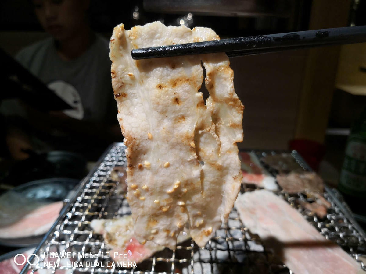 【食。基隆】甲賀日式炭火燒肉〜基隆燒肉吃到飽推薦!60種無限加點食材,親切的桌邊幫烤服務,可以帶毛小孩吃烤肉唷