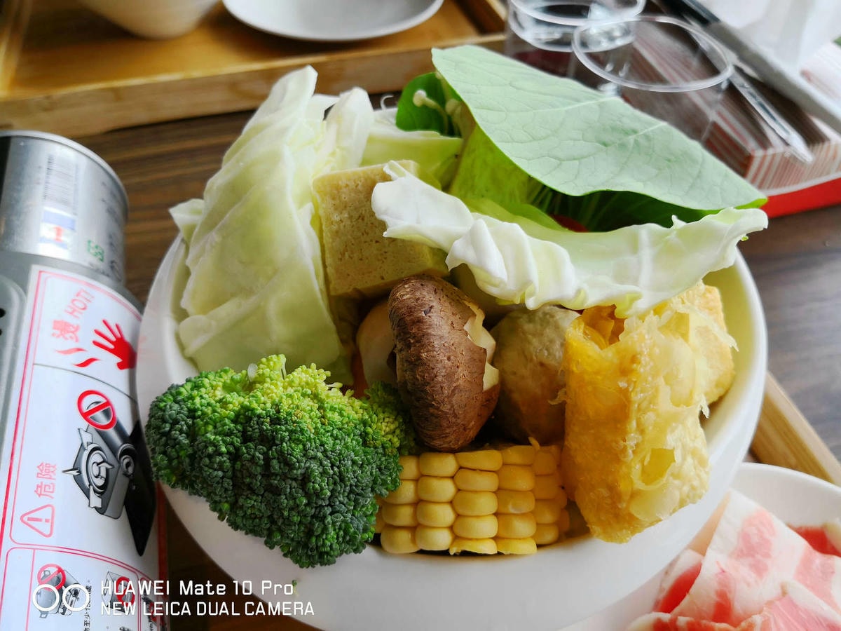 【食。新竹】卡菲努努明星店〜竹東景觀餐廳。親子寵物友善餐廳,小孩跟寵物的小樂園,餐點超水準,平價又好吃!