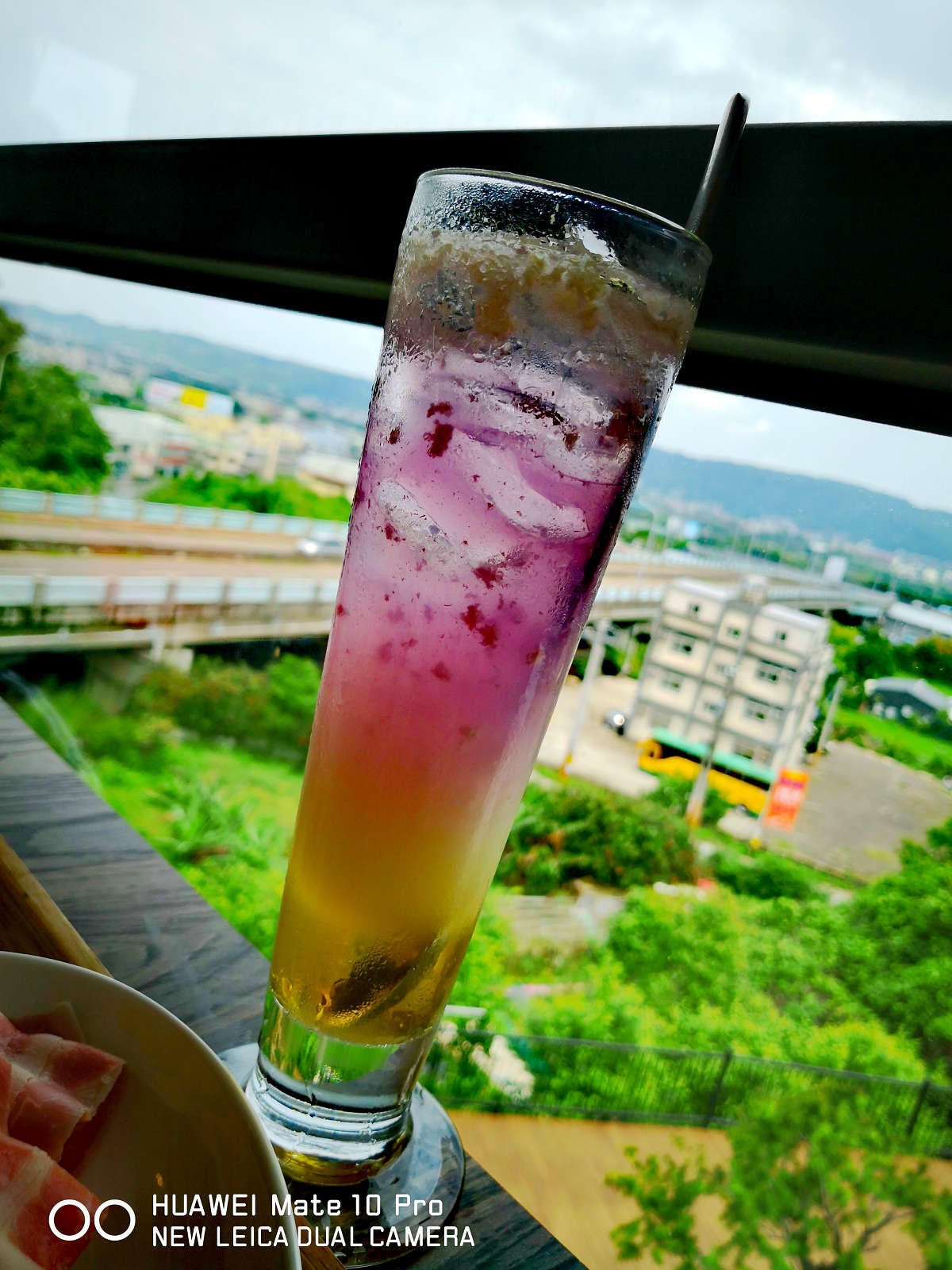 【食。新竹】卡菲努努明星店〜竹東景觀餐廳。親子寵物友善餐廳,小孩跟寵物的小樂園,餐點超水準,平價又好吃!