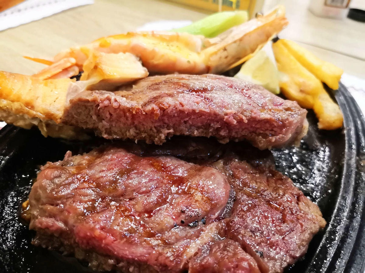 【食。樹林.三峽北大特區】STEAK BOY牛排小子〜平價也可以吃的一份好牛排!毛爸媽請注意,寵餐只要250元牛排吃到飽!(已歇業)