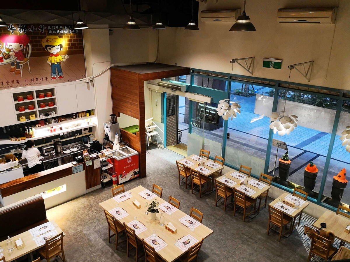 【食。樹林.三峽北大特區】STEAK BOY牛排小子〜平價也可以吃的一份好牛排!毛爸媽請注意,寵餐只要250元牛排吃到飽!(已歇業)