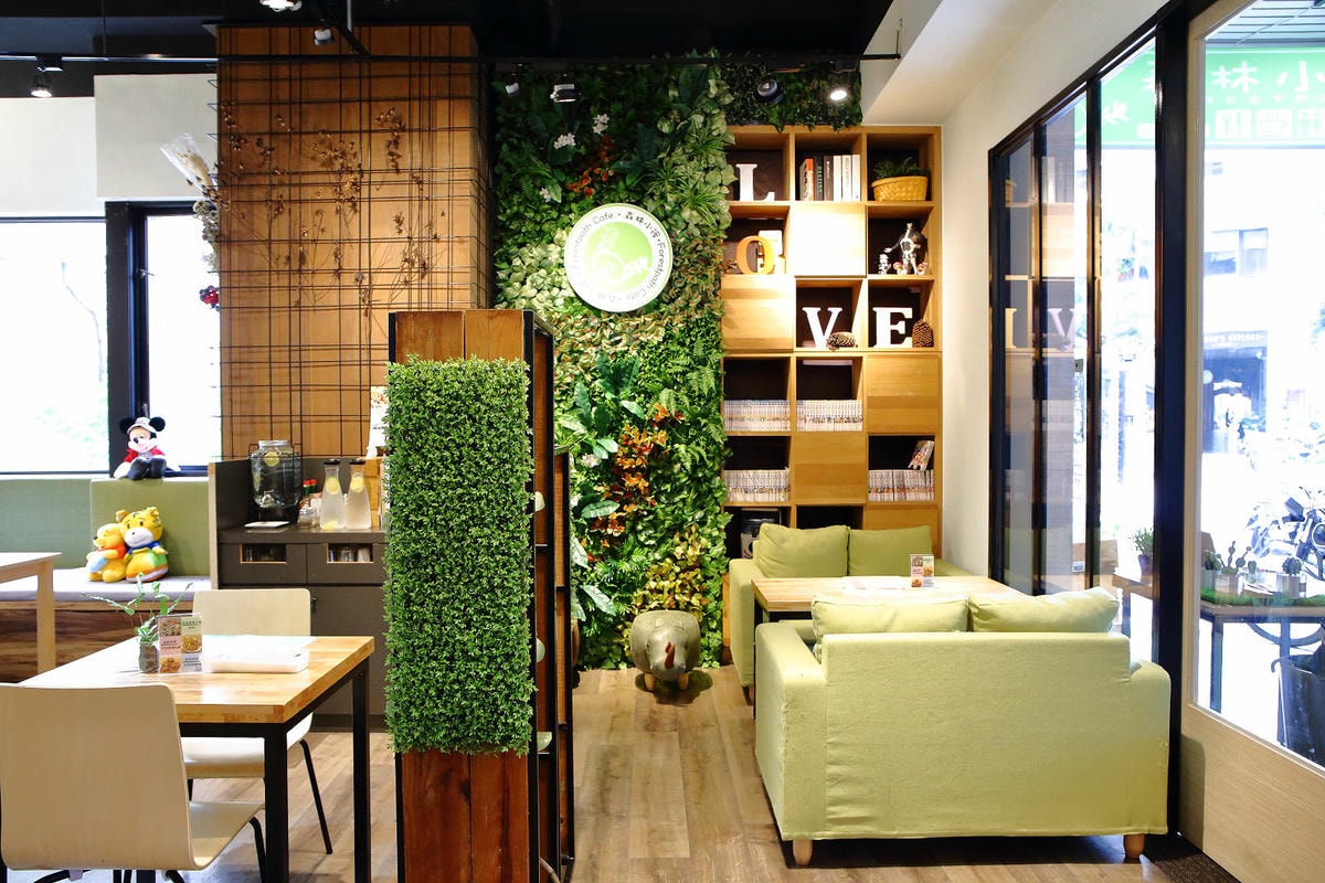 【食。台中】森林小徑-大墩店〜IG瘋打卡!當個森林系女孩!療癒喵店長坐檯陪你吃,味蕾與視覺的享受!