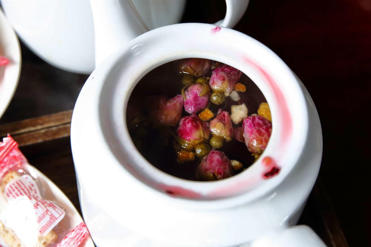 【食。中壢】友竹居茶藝館〜5、6年級生的共同回憶！中國風庭園