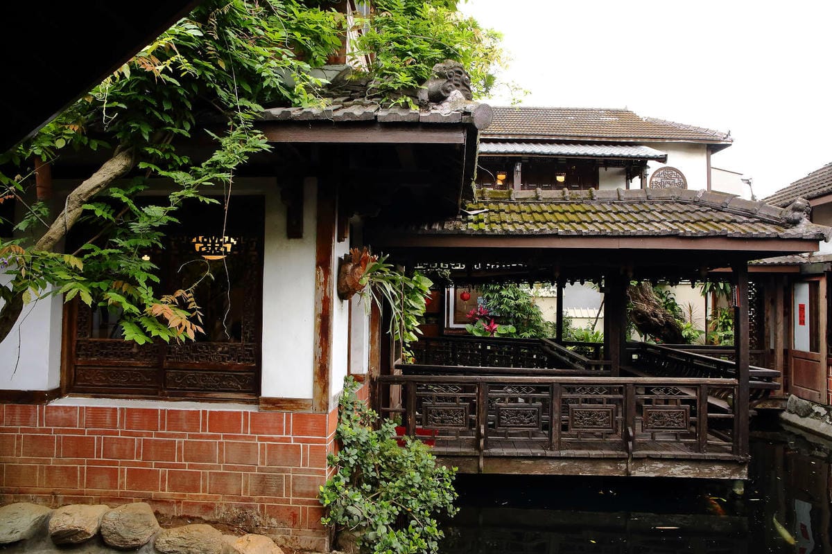 【食。中壢】友竹居茶藝館〜5、6年級生的共同回憶！中國風庭園