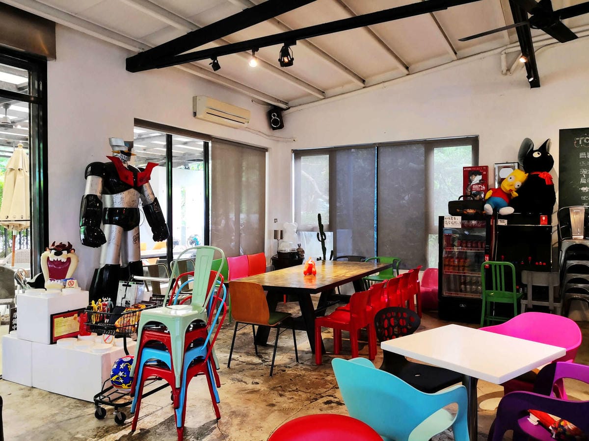 【食。深坑】wow cafe’〜深山裡的寵物友善咖啡廳，帶毛小孩去青草地奔跑吧！親子寵物餐廳/狗狗游泳池/早午餐