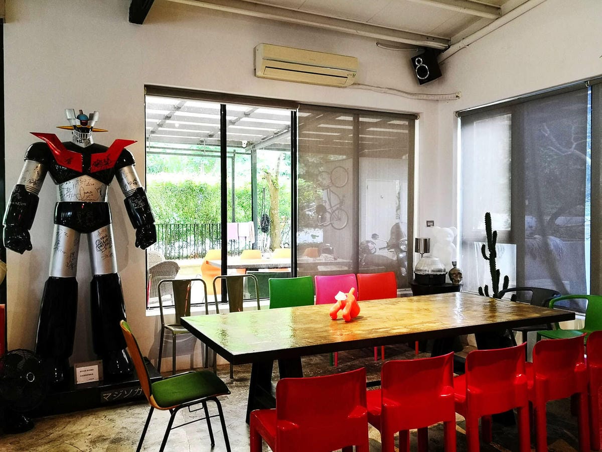 【食。深坑】wow cafe’〜深山裡的寵物友善咖啡廳，帶毛小孩去青草地奔跑吧！親子寵物餐廳/狗狗游泳池/早午餐