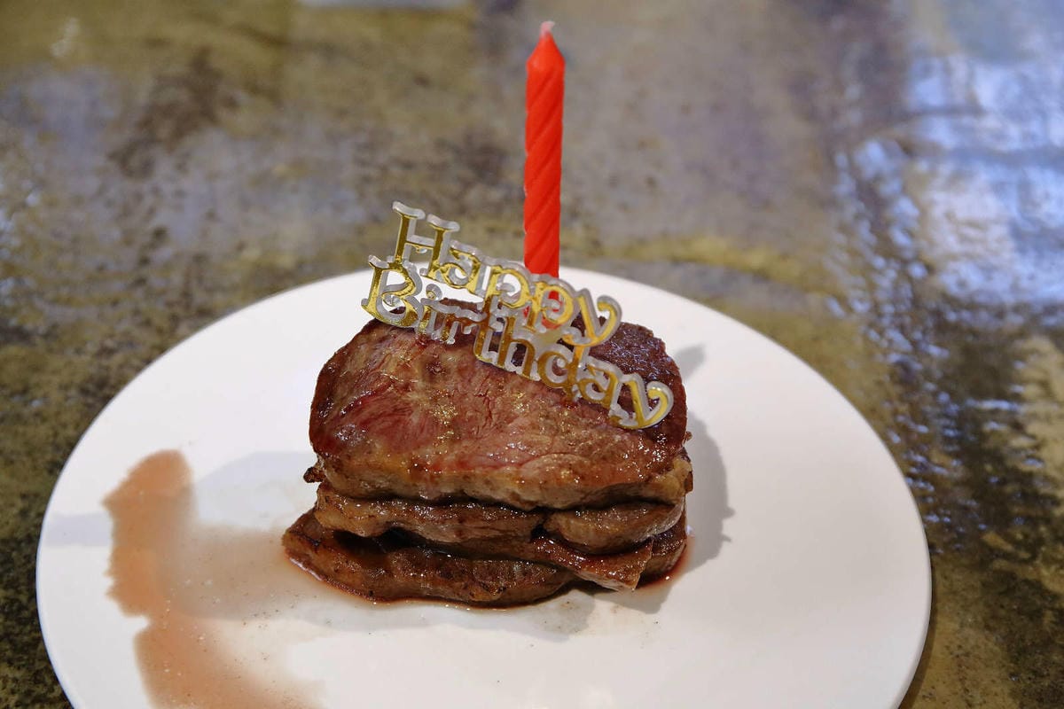 【食。深坑】wow cafe’〜深山裡的寵物友善咖啡廳，帶毛小孩去青草地奔跑吧！親子寵物餐廳/狗狗游泳池/早午餐