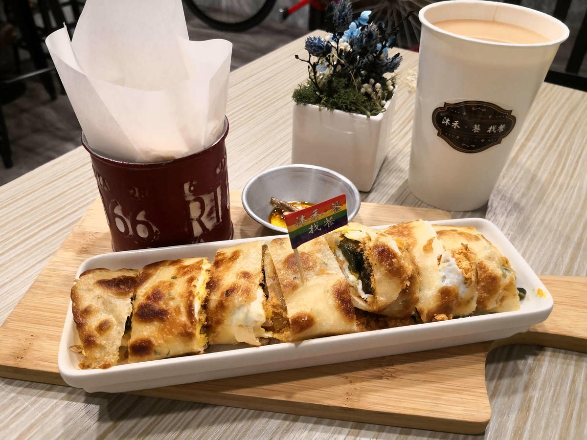 【食。中和】沐禾。饕找餐〜手工蛋餅專賣店,蛋餅控必看!外皮金黃酥脆!創意口味,好吃到不想分享私藏美食!