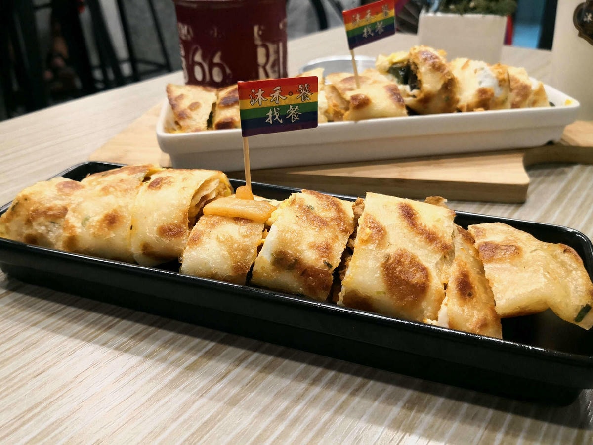 【食。中和】沐禾。饕找餐〜手工蛋餅專賣店,蛋餅控必看!外皮金黃酥脆!創意口味,好吃到不想分享私藏美食!