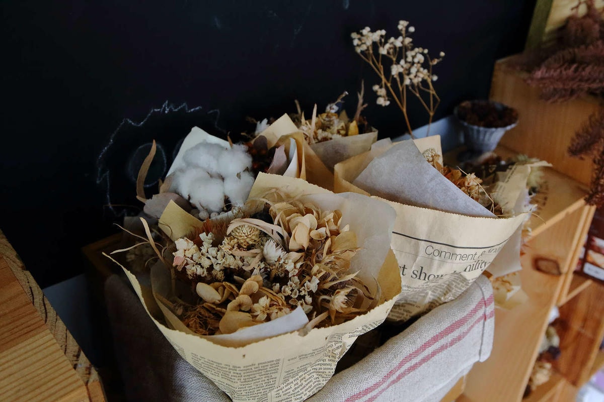 【食。桃園】煦煦早午餐〜被乾燥花包圍的網美早午餐,輕食手作餐點可口好吃,帶著毛小孩來約會吧!