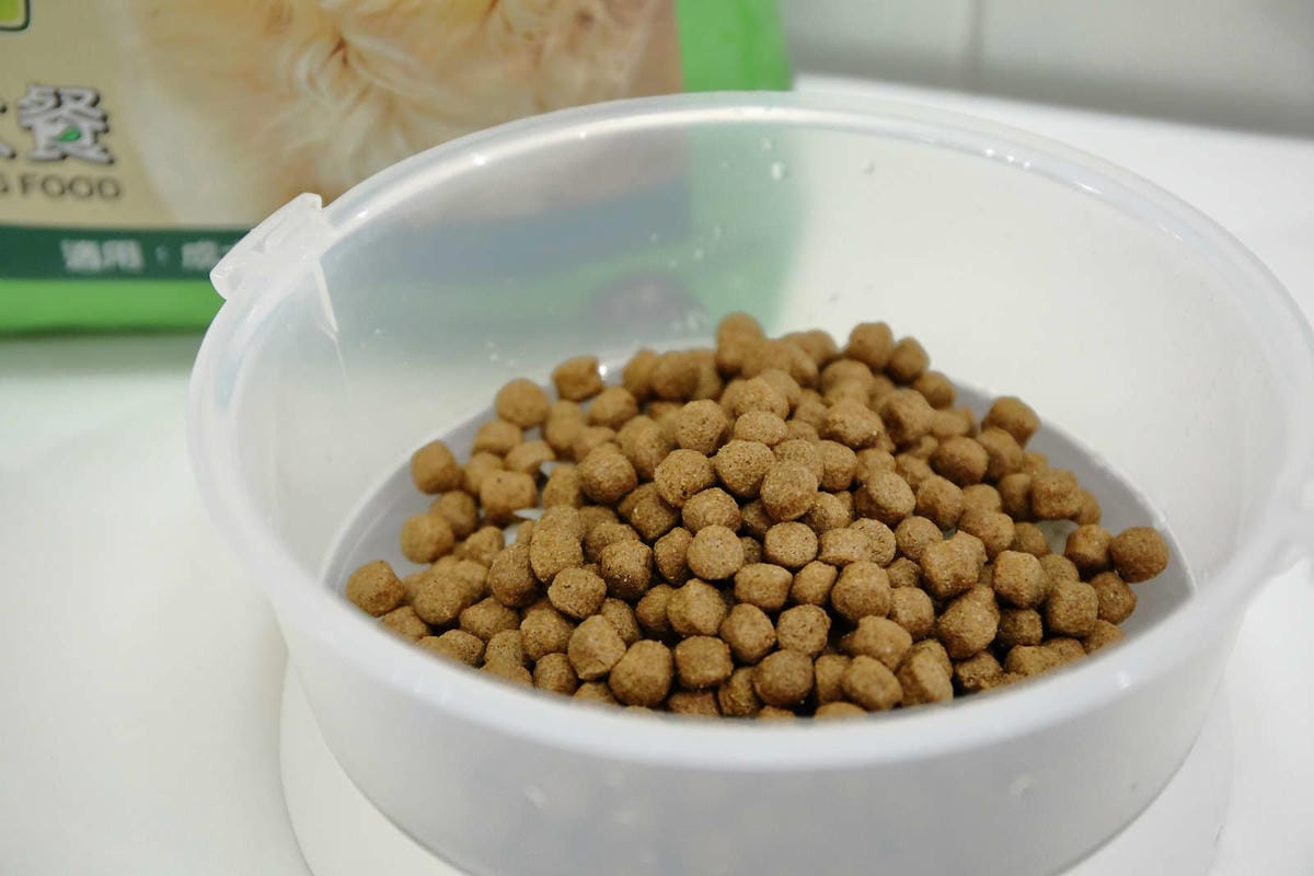 【寵物飼料】寶多福寵物食品〜MIT台灣嚴選狗飼料推薦！專為臺灣寵物飼養環境精心調配，健康取向，家中寶貝一吃愛上！