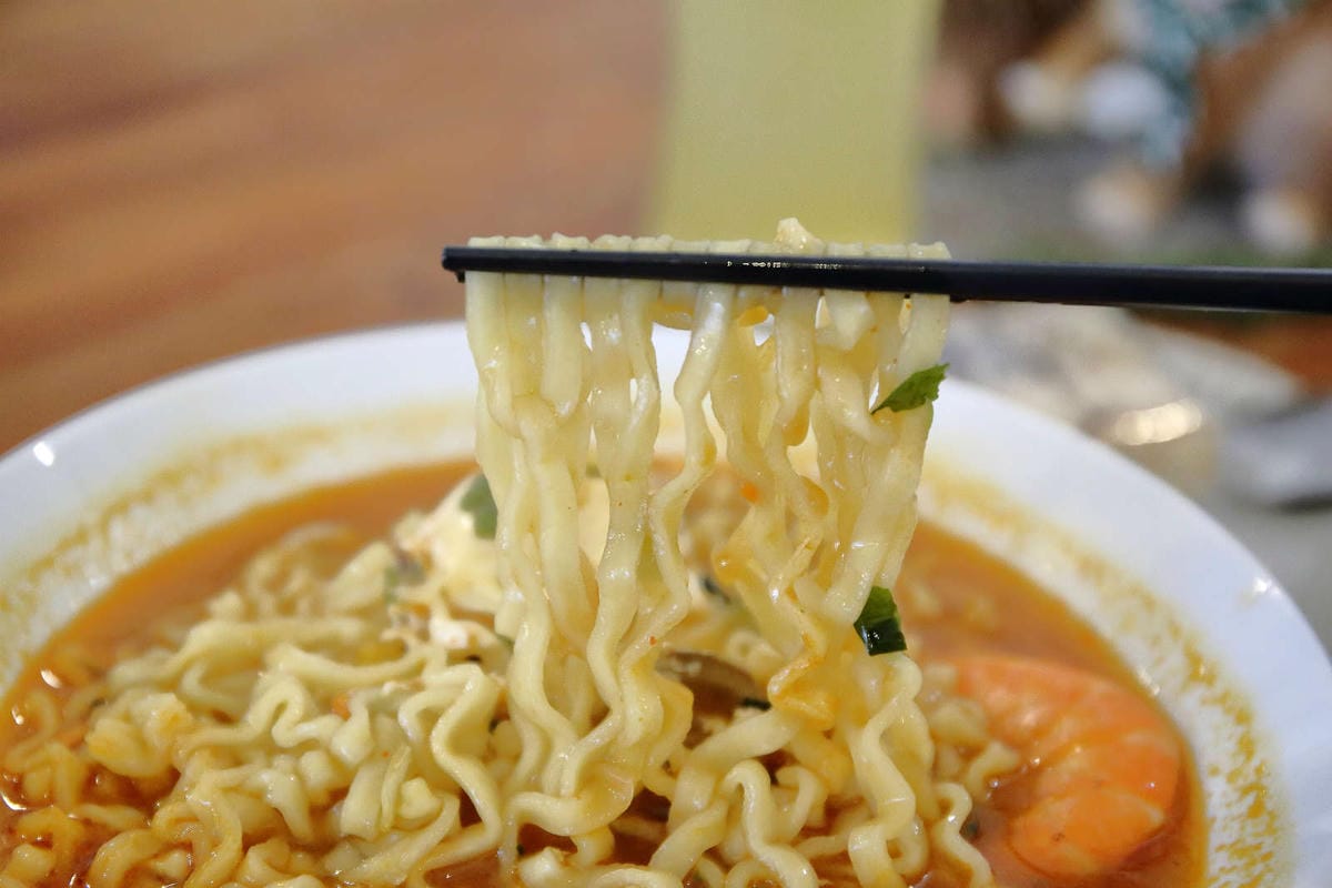 【食。台北】Caviar café+brunch魚子醬咖啡〜台北寵物餐廳推薦！可愛柴犬韓風咖啡店，美好的早午餐約會健康養生輕食料理