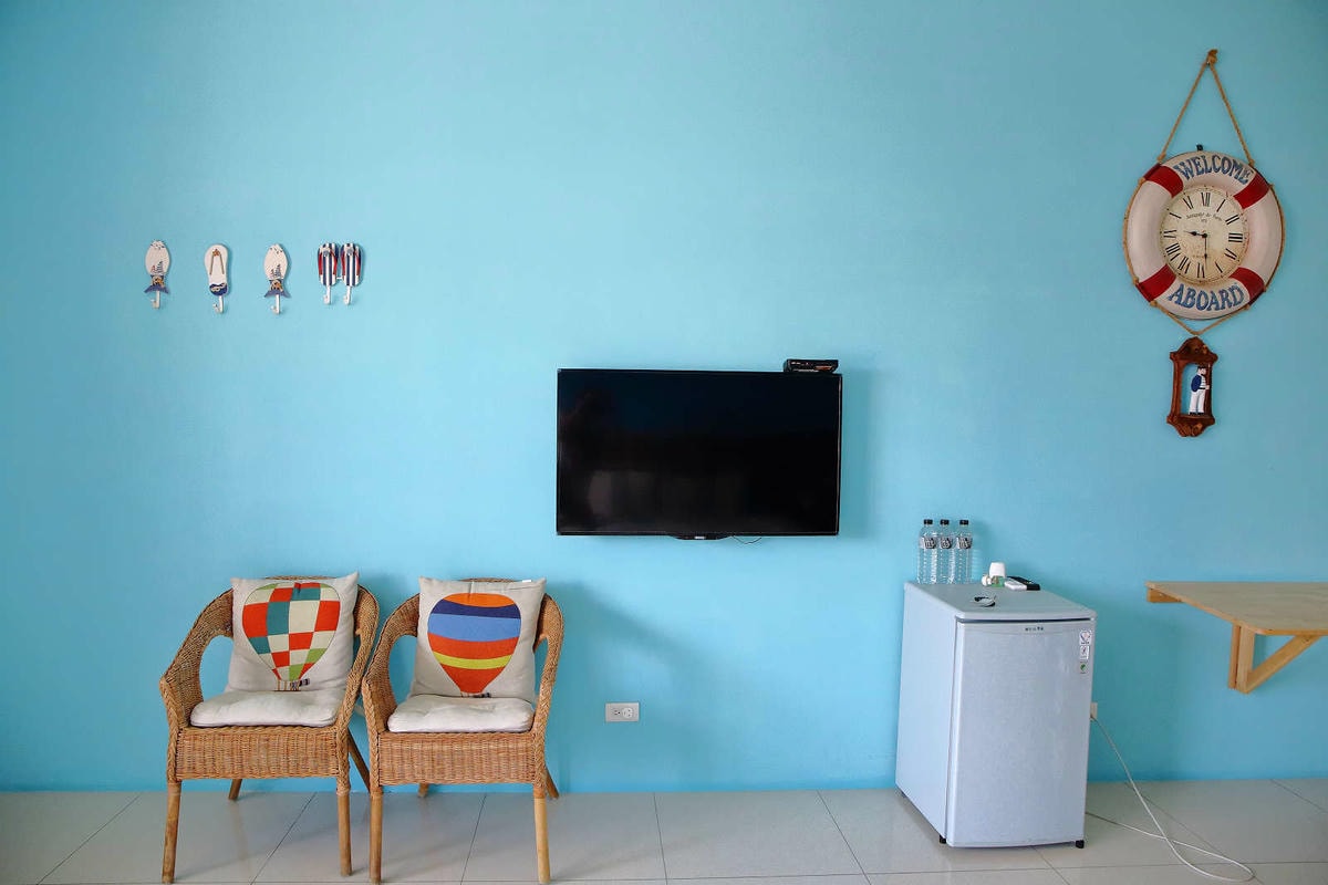 【宿。台南】四草舟屋〜台南寵物友善民宿,露營、划獨木舟、釣魚,帶著毛小孩來去住一晚!