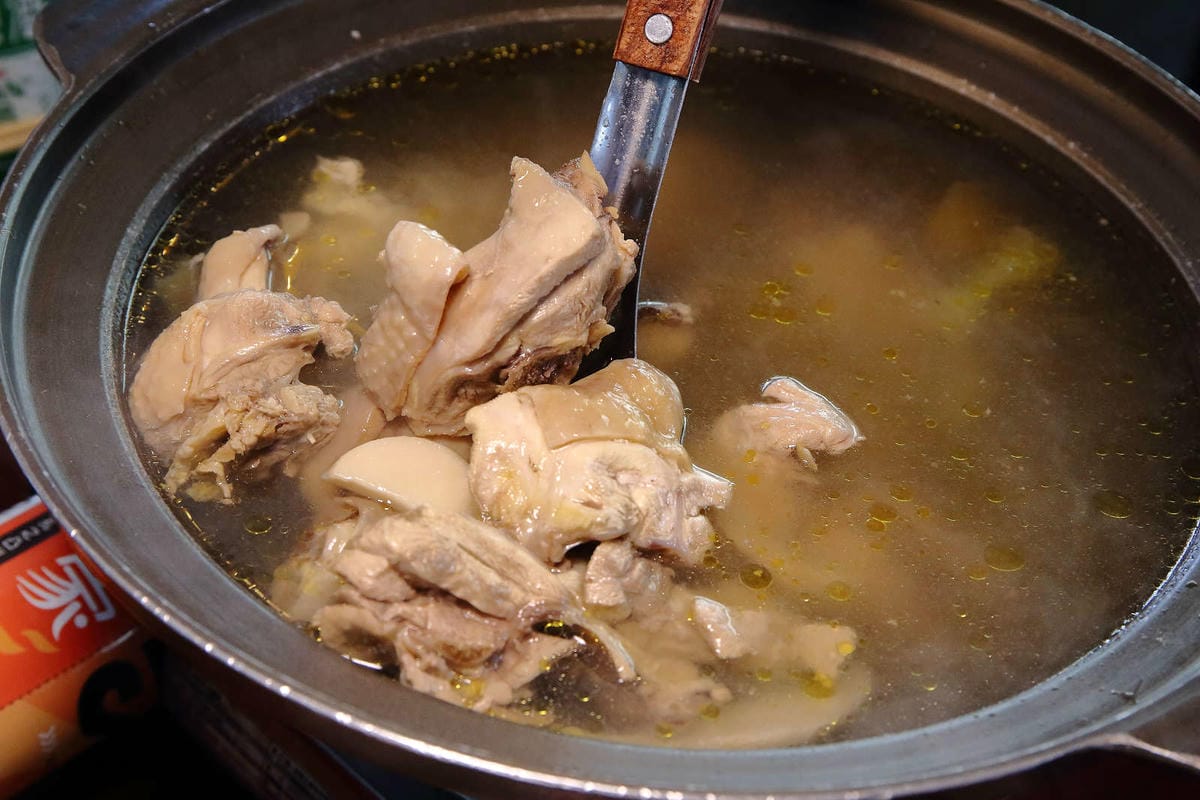 【食。宜蘭】宜蘭蘆花雞料理餐廳～烤雞，乾爽脆皮的雞來了！