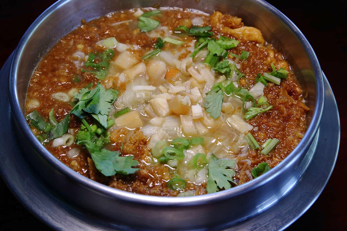 【食。宜蘭】宜蘭蘆花雞料理餐廳烤雞,乾爽脆皮的雞來了!