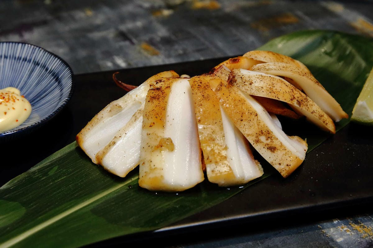 【食。台北】老撈麻辣火鍋〜饕級麻辣控的口袋名單！台北宵夜美食，吃麻辣鍋還能配熱炒，雙重享受，迸出新滋味！