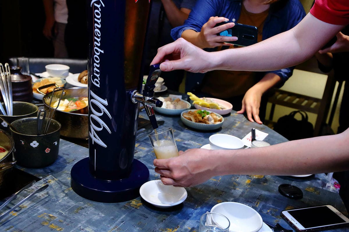 【食。台北】老撈麻辣火鍋〜饕級麻辣控的口袋名單！台北宵夜美食，吃麻辣鍋還能配熱炒，雙重享受，迸出新滋味！