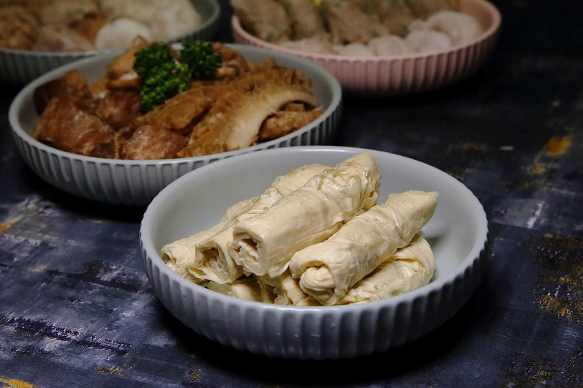 【食。台北】老撈麻辣火鍋〜饕級麻辣控的口袋名單！台北宵夜美食，吃麻辣鍋還能配熱炒，雙重享受，迸出新滋味！