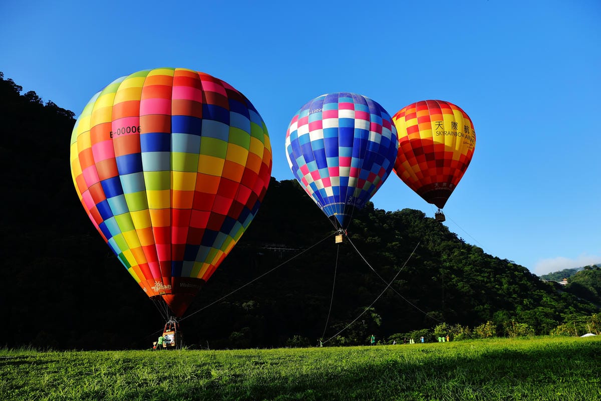 【遊。桃園】2019桃園石門熱氣球嘉年華。今夏第一發～石門水庫熱氣球又來惹！