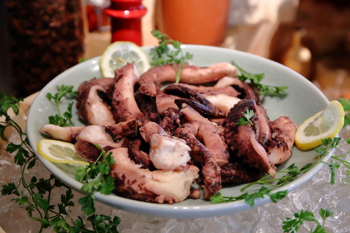 【食。台北】馬可波羅義大利餐廳-香格里拉台北遠東國際大飯店〜假日限定早午餐，高貴華麗的早午餐盛宴，晚起鳥兒有蟲吃，而且還吃到飽！