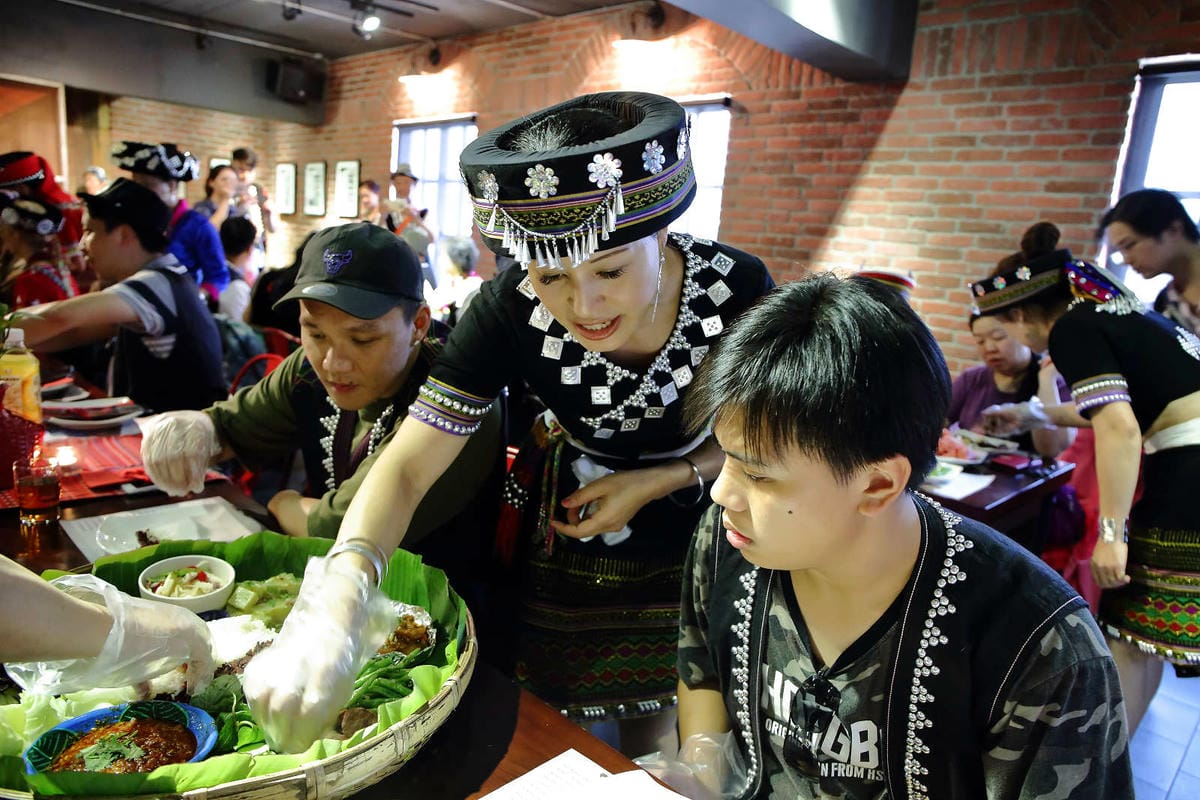 【中壢商圈好活動】魅力金三角商圈輕體驗〜特殊的雲南文化，特別的滇緬料理！忠貞市場/雲南美食/國旗屋，一生必來體驗一次的在地文化